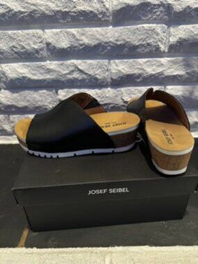 JOSEF SIEBEL Shoe